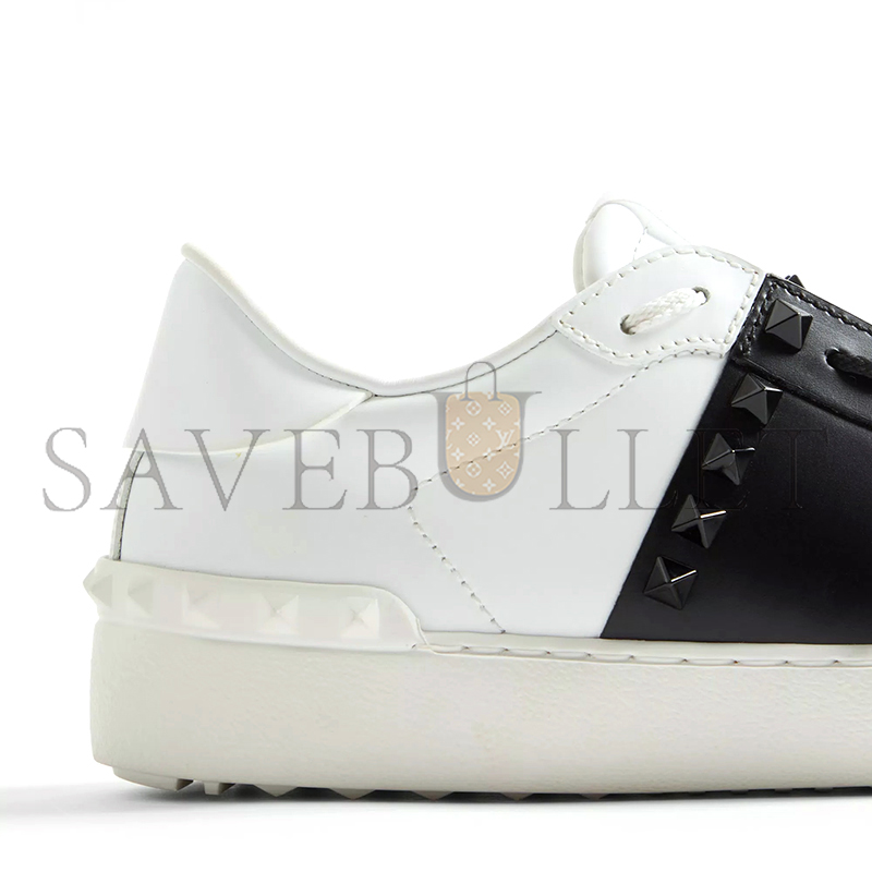 Va1e*ntin0 rockstud untitled sneaker in calfskin leather with tonal studs 7w2s0a01ltu_a01